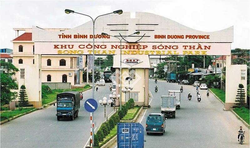 Khu công nghiệp Sóng Thần k&eacute;o giá đất Dĩ An tăng mạnh.