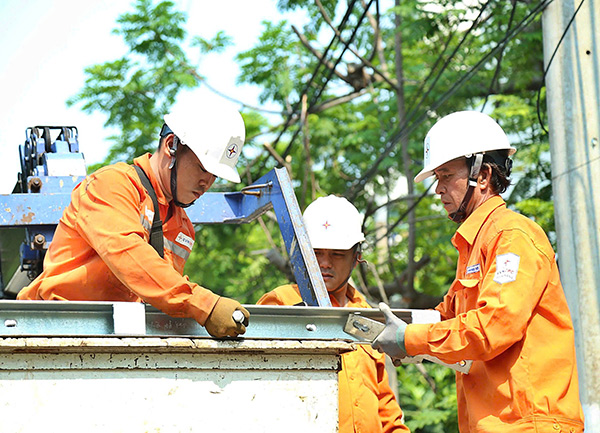 Đà Nẵng: Sẵn sàng nguồn điện phục vụ dịp lễ Giỗ Tổ Hùng Vương, 30/4 – 1/5