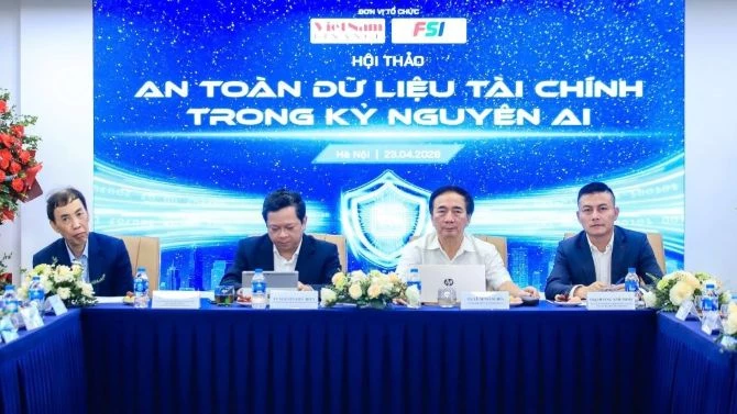 Các diễn giả tham gia hội thảo An toàn dữ liệu tài chính trong kỷ nguyên AI do Tạp chí Đầu tư Tài chính - VietnamFinance phối hợp cùng FSI tổ chức ngày 23/4.