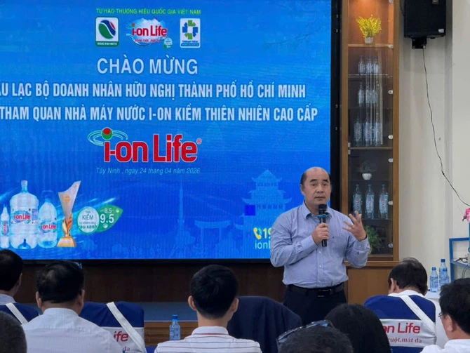Ông Hồ Xuân Lâm  - Phó Chủ tịch thường trực  Liên hiệp các tổ chức hữu nghị TPHCM. 