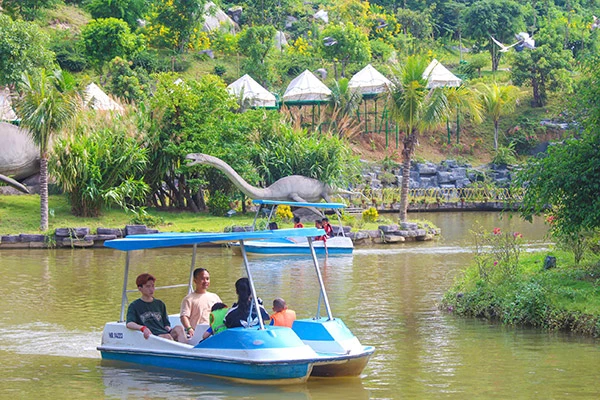 Khu du lịch Công viên suối khoáng nóng Núi Thần Tài sẵn sàng đón khách dịp lễ 30/4 - 1/5.