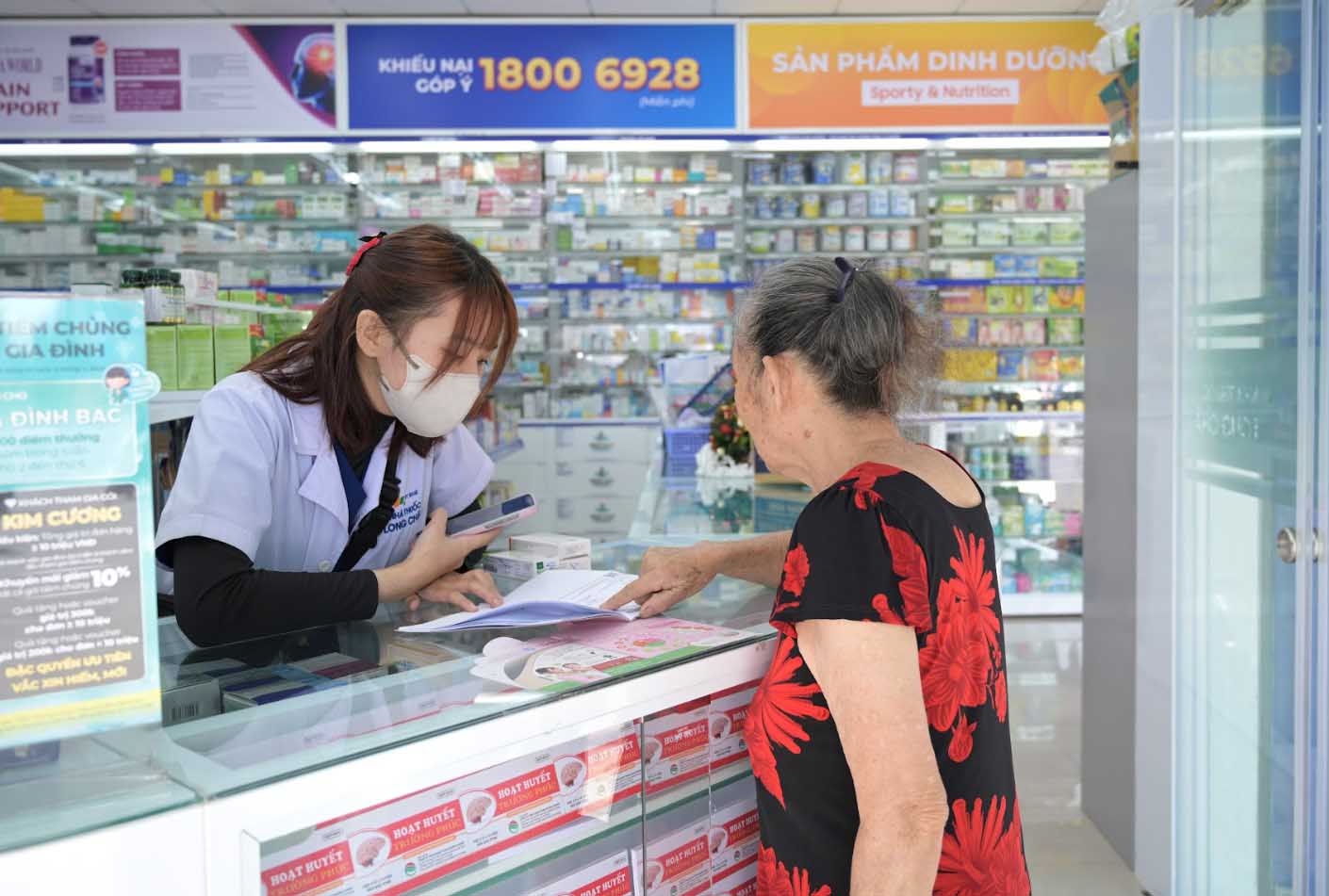 Trung bình một nhà thuốc Long Châu mang về 1,3 tỷ đồng mỗi tháng