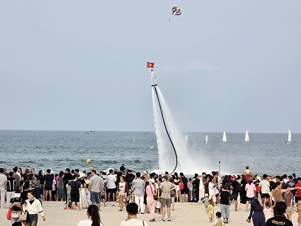 Đà Nẵng hút khách dịp nghỉ lễ Giỗ Tổ Hùng Vương, 30/4 – 1/5