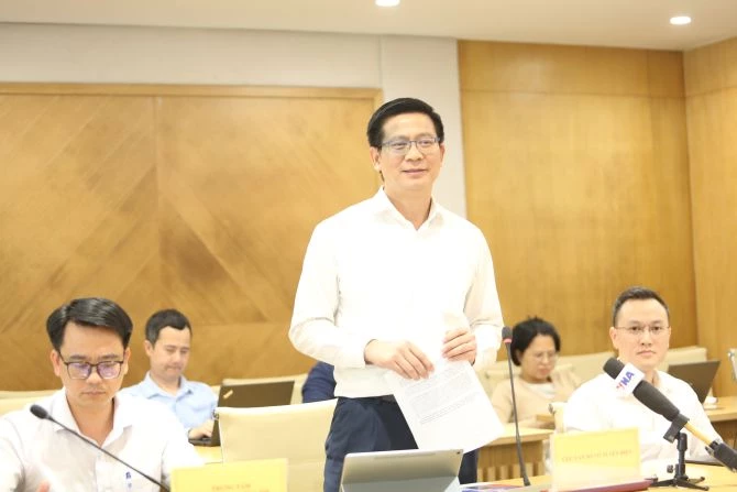 Ông Lê Văn Tuấn, Cục trưởng Cục Tần số Vô tuyến điện, Bộ Khoa học và Công nghệ.