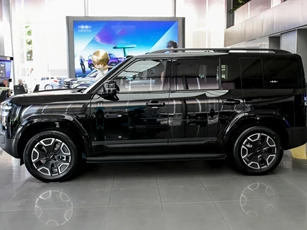 SUV địa hình mạnh 700 mã lực, giá hơn 770 triệu đồng