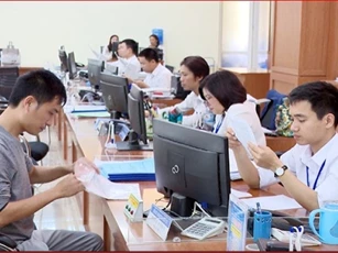 Ban hành đồng loạt 8 Nghị quyết: Cách tiếp cận mới của Chính phủ kiến tạo