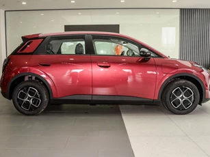Xe điện đô thị công suất 136 mã lực, giá hơn 280 triệu đồng