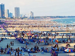 TP Hồ Chí Minh đón gần 1,7 triệu lượt khách, bội thu từ du lịch dịp lễ
