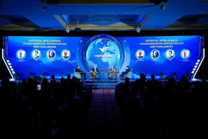 Các chuyên gia đang bàn thảo về vai trò của AI tại tọa đàm Triển khai Trí tuệ nhân tạo (AI) trong thực tế do Vinfuture tổ chức ngày 4/12/2025.