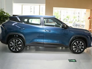 SUV hạng C công suất 181 mã lực, giá hơn 370 triệu đồng