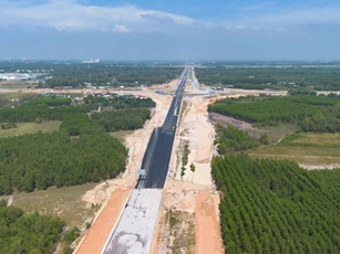TP Đồng Nai sử dụng 4.300ha đất cao su làm các dự án trọng điểm