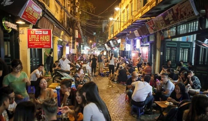 Hà Nội muốn đưa kinh tế đêm thành động lực tăng trưởng của kinh tế dịch vụ.