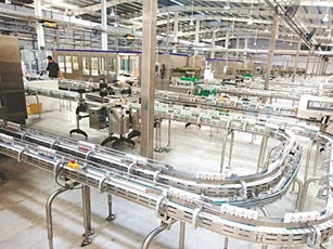 VCCI đề nghị rà soát việc xếp sữa, bia vào nhóm hàng hóa rủi ro cao