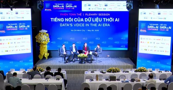 Quang cảnh buổi tọa đàm trong khuôn khổ Diễn đàn Data&AI mùa hè. 