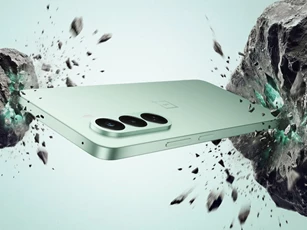 Smartphone gaming ‘nồi đồng cối đá’, pin 7.000mAh, giá 5,8 triệu đồng