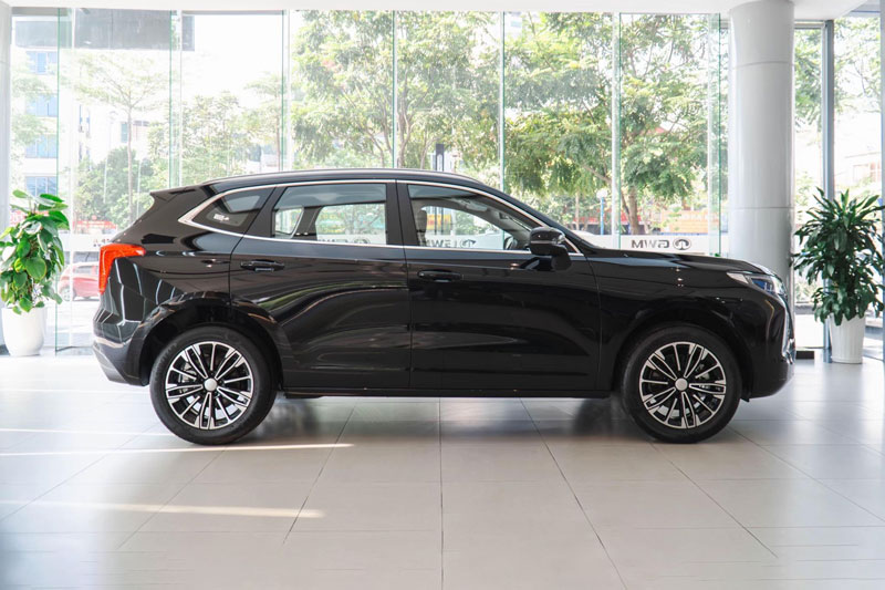 Đối thủ của Toyota Corolla Cross giảm giá 80 triệu đồng tại Việt Nam