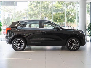 Đối thủ của Toyota Corolla Cross giảm giá 80 triệu đồng tại Việt Nam
