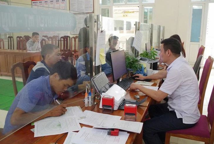 Xã Ba Đình đẩy mạnh xây dựng chính quyền số, người dân làm thủ tục nhanh gọn ngay trong ngày