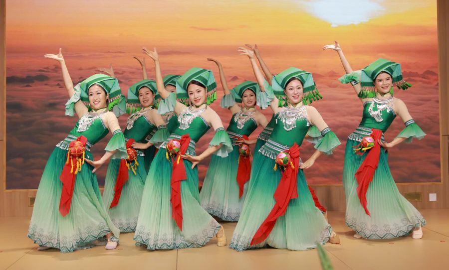 Việt Nam - Trung Quốc tăng cường kết nối văn hóa và du lịch
