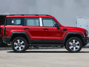 SUV địa hình siêu hầm hố, di chuyển 252 km không cần đổ xăng, giá hơn 830 triệu đồng