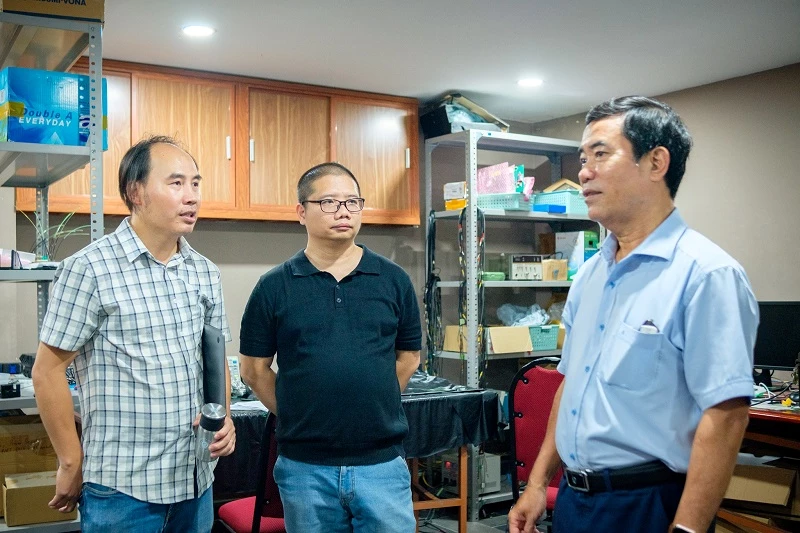 Ông Nguyễn Hữu Hà - Phó Giám đốc Sở KH&CN tỉnh Gia Lai, thăm Viện Nghiên cứu Khoa học và Giáo dục Liên ngành (IFIRSE, thuộc ICISE).