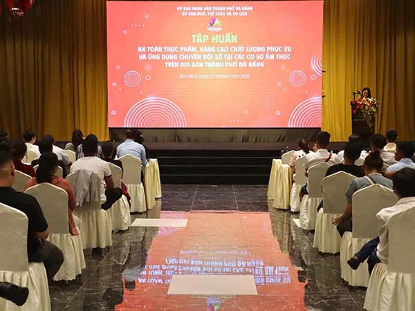 Hội nghị tập huấn an toàn thực phẩm do Sở VH-TT&DL Đà Nẵng tổ chức ngày 19/5.
