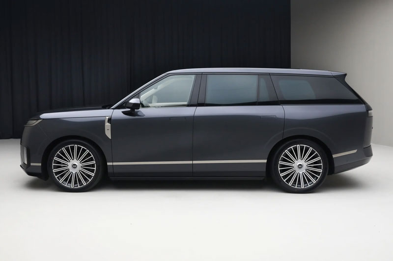 SUV đẹp ngang Land Rover, dài gần 5,3 mét, công suất 577 mã lực, giá hấp dẫn
