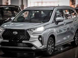 Toyota Veloz Cross vượt mặt Mitsubishi Xpander trong phân khúc xe MPV tháng 4/2026