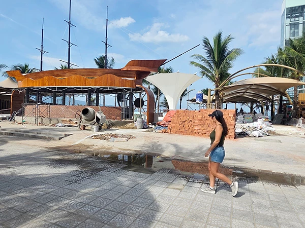 Columbo Beach (Đà Nẵng) đang trong giai đoạn hoàn thiện, sắp đi vào vận hành. Columbo Beach (Đà Nẵng) đang trong giai đoạn hoàn thiện, sắp đi vào vận hành.