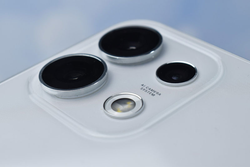 Oppo giới thiệu 2 smartphone camera 200MP, pin 7.000mAh, giá gần 14 triệu đồng