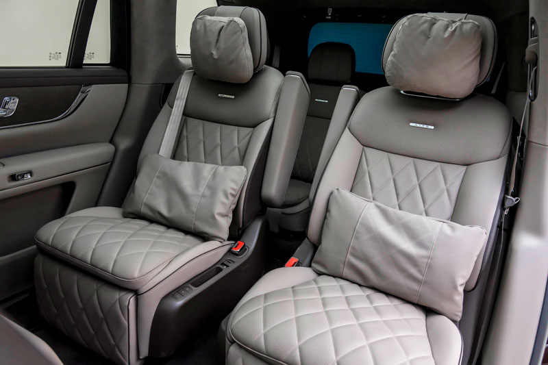 SUV hạng sang cỡ lớn trang bị tối tân, giá hơn 1,8 tỷ đồng