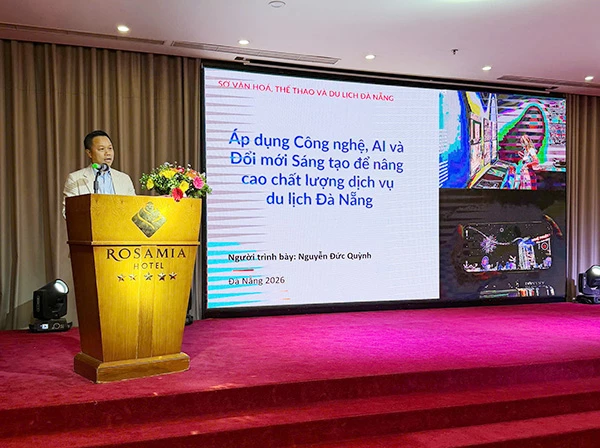 Ông Nguyễn Đức Quỳnh: Công nghệ không thay được nụ cười của nhân viên lễ tân.