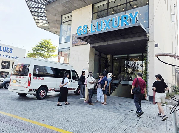 Công suất buồng phòng của các khách sạn trung tầm thành phố và ven biển đạt rất cao. Công suất buồng phòng của các khách sạn trung tầm thành phố và ven biển đạt rất cao.