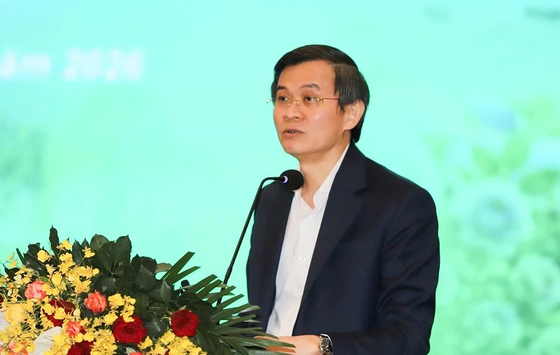 PGS.TS Đoàn Minh Huấn, Ủy viên Bộ Chính trị, Giám đốc Học viện Chính trị quốc gia Hồ Chí Minh phát biểu đề dẫn