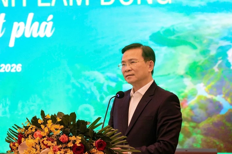Chủ tịch UBND tỉnh Lâm Đồng Hồ Văn Mười phát biểu kết luận hội thảo.