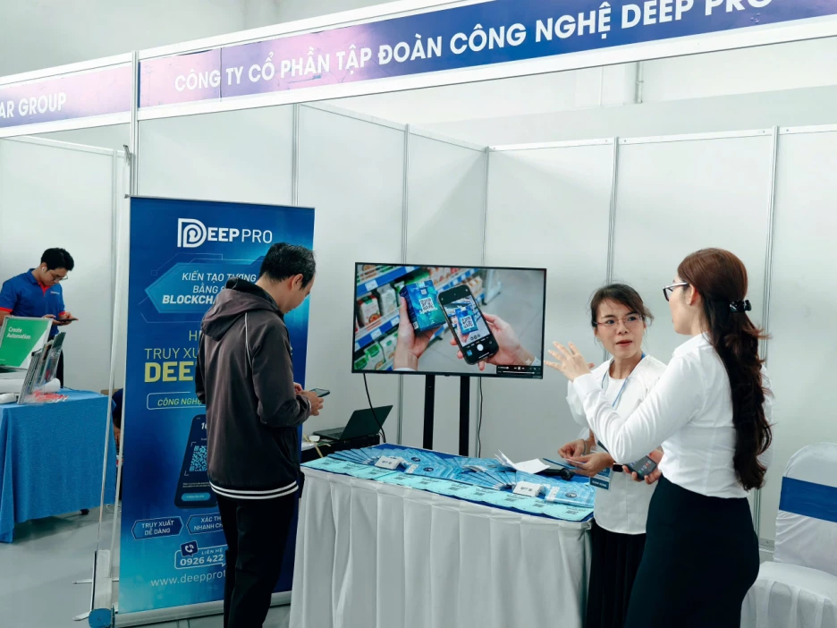 Đại diện DeepPro chia sẻ công nghệ truy xuất nguồn gốc DeepTrace.
