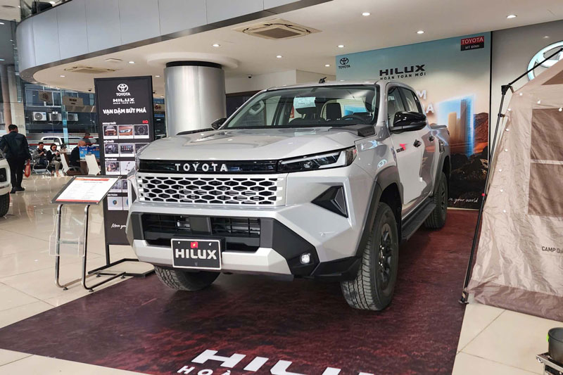 Toyota Hilux bất ngờ vượt Vios về doanh số tháng 5/2026