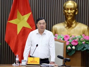 Mọi chính sách về xăng E10 phải bảo đảm quyền lợi người tiêu dùng