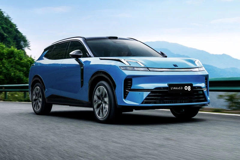 Lynk & Co 08 EM-P Max 230 km.