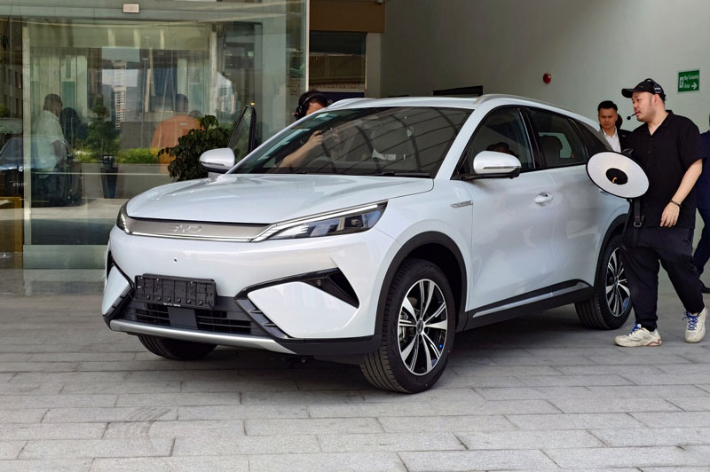 SUV điện hạng C công suất 313 mã lực, trang bị tiên tiến, giá hơn 820 triệu đồng