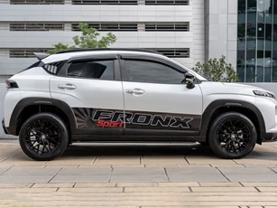 SUV Suzuki động cơ hybrid, ngoại hình hầm hố, giá 855 triệu đồng