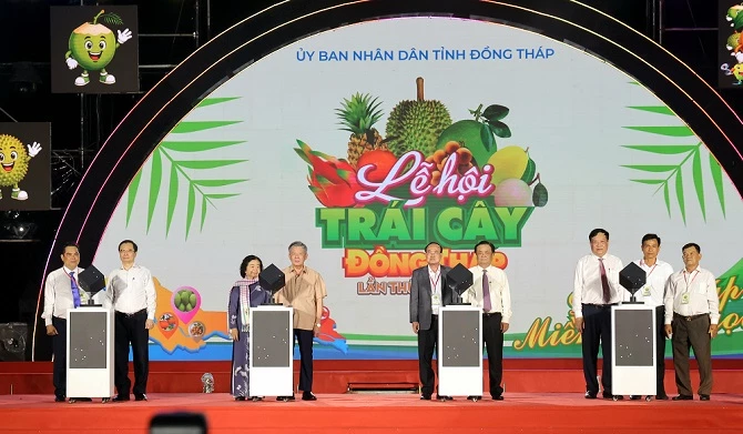 Lễ hội Trái cây Đồng Tháp chính thức khai mạc 