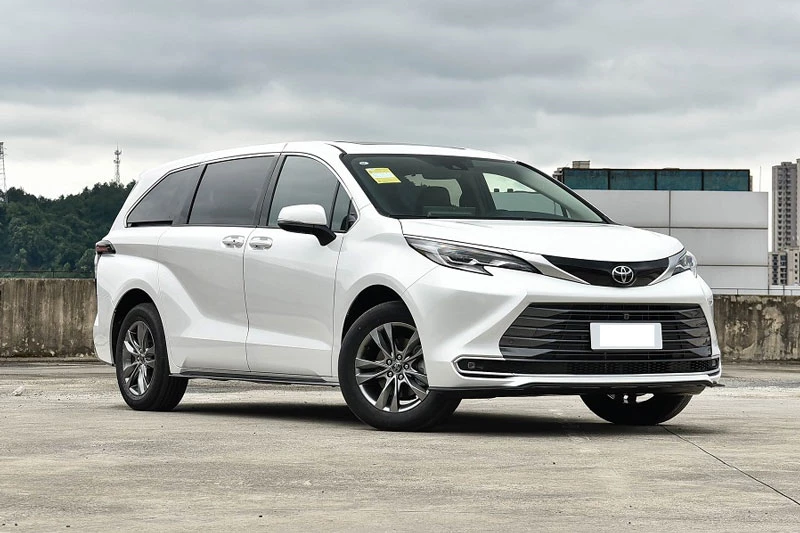 Toyota Sienna 2027.