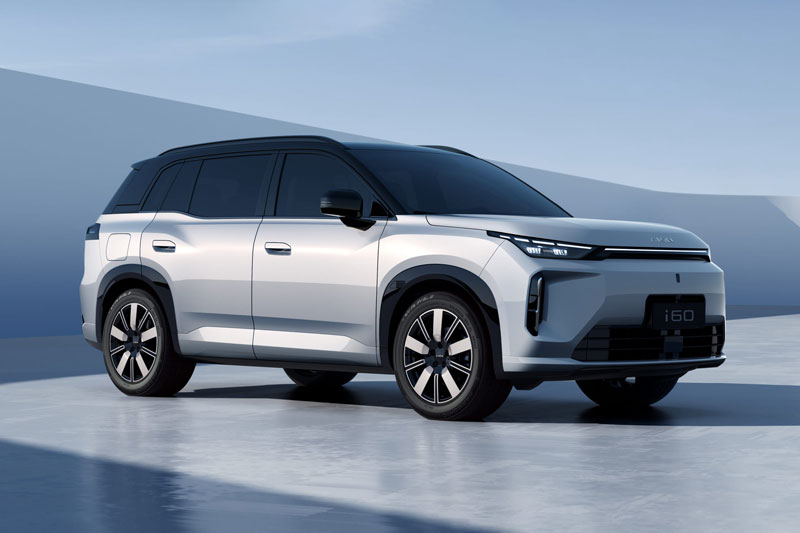 SUV hạng C công suất 204 mã lực, giá hơn 430 triệu đồng
