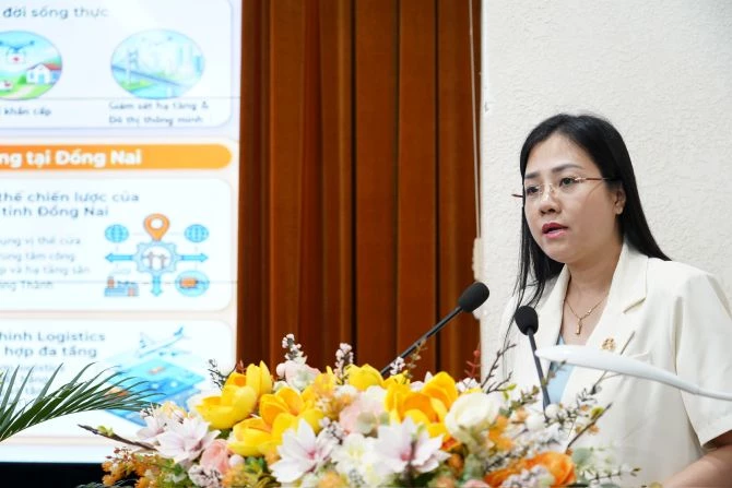 Bà Trần Thị Quốc Hiền, Vụ trưởng Vụ Kinh tế và Xã hội số, Bộ Khoa học và Công nghệ.