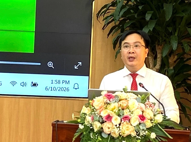 Ảnh 1- Quyền Viện trưởng Viện Kinh tế - Xã hội TP Cần Thơ Lê Thanh Hòa phát biểu. Ảnh 1- Quyền Viện trưởng Viện Kinh tế - Xã hội TP Cần Thơ Lê Thanh Hòa phát biểu.