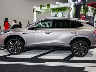 Đối thủ của Honda CR-V trình làng: Động cơ hybrid, thiết kế đẹp, công suất 224 mã lực