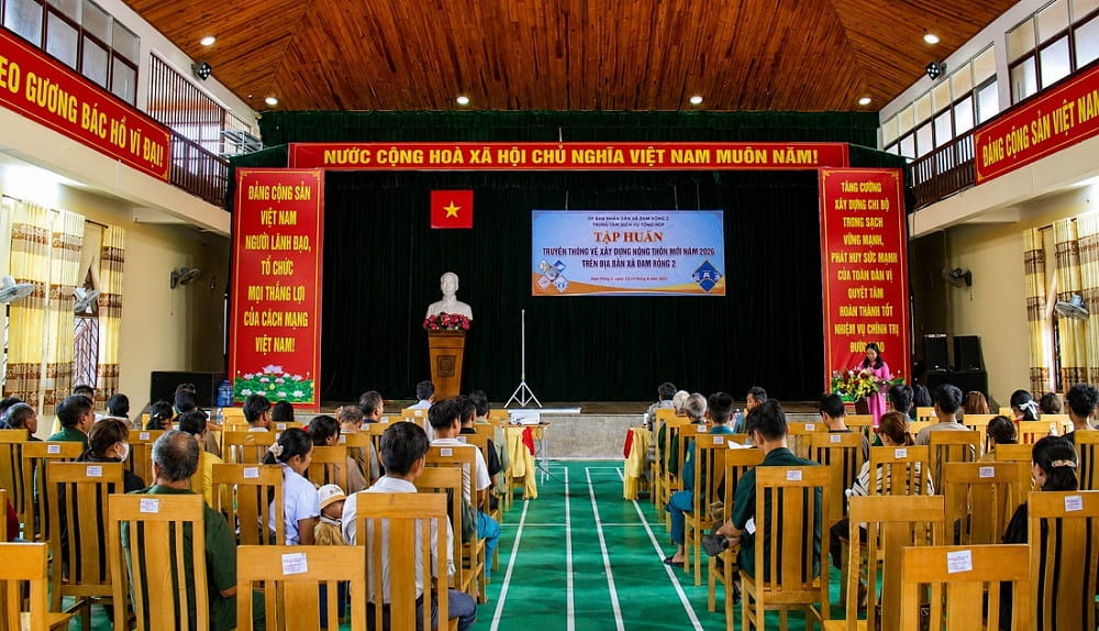 Tạp chí Doanh nghiệp Việt Nam phối hợp tập huấn truyền thông nông thôn mới tại Đam Rông 2