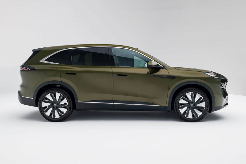 SUV PHEV công suất 380 mã lực, trang bị tiên tiến, giá hơn 600 triệu đồng