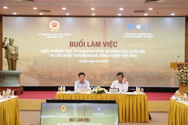 Thể chế thông thoáng, doanh nghiệp bứt tốc